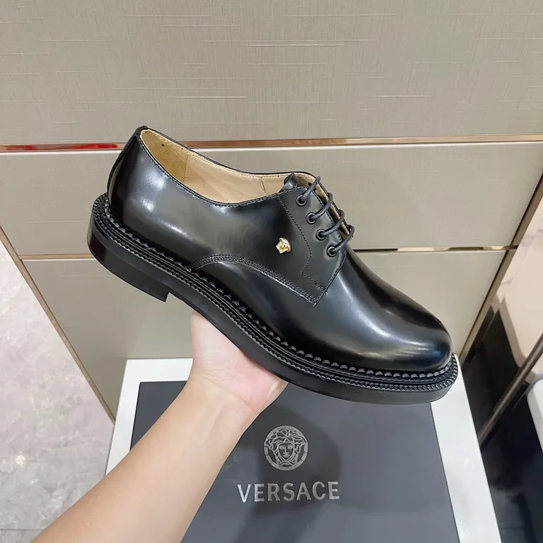 Versace Shoe 